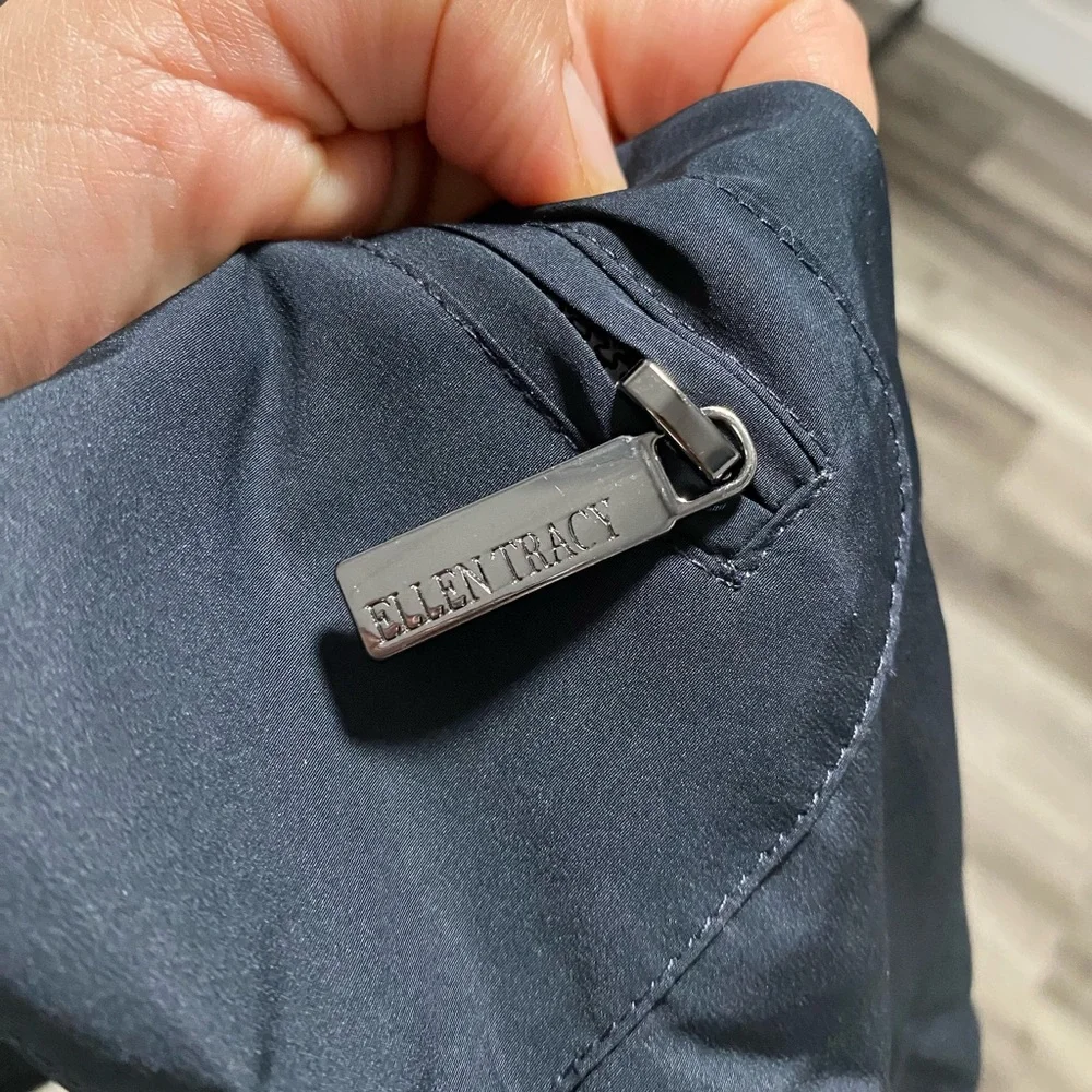 NWT ELLEN TRACY Women's City Rain Jacket with Hood Size Large Navy Blue NWT $150 - Picture 5 of 7